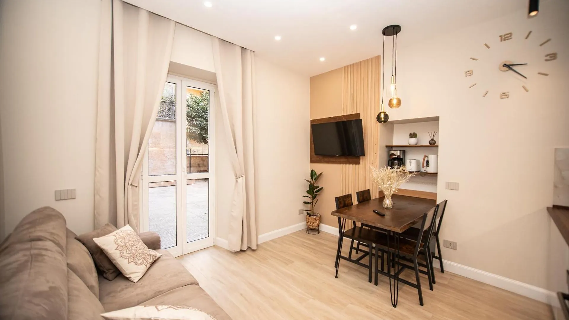 Leon Modern Apartment Near Subway - Ground Floor Roma