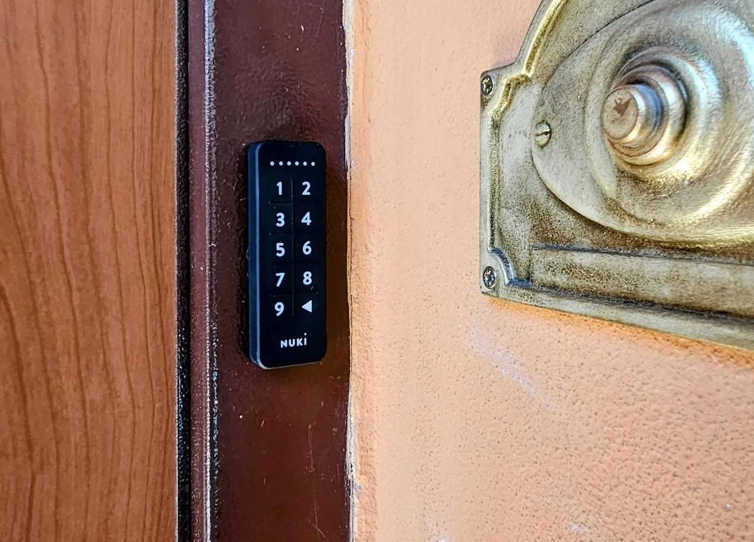 Leon Modern Apartment Near Subway - Ground Floor Rome