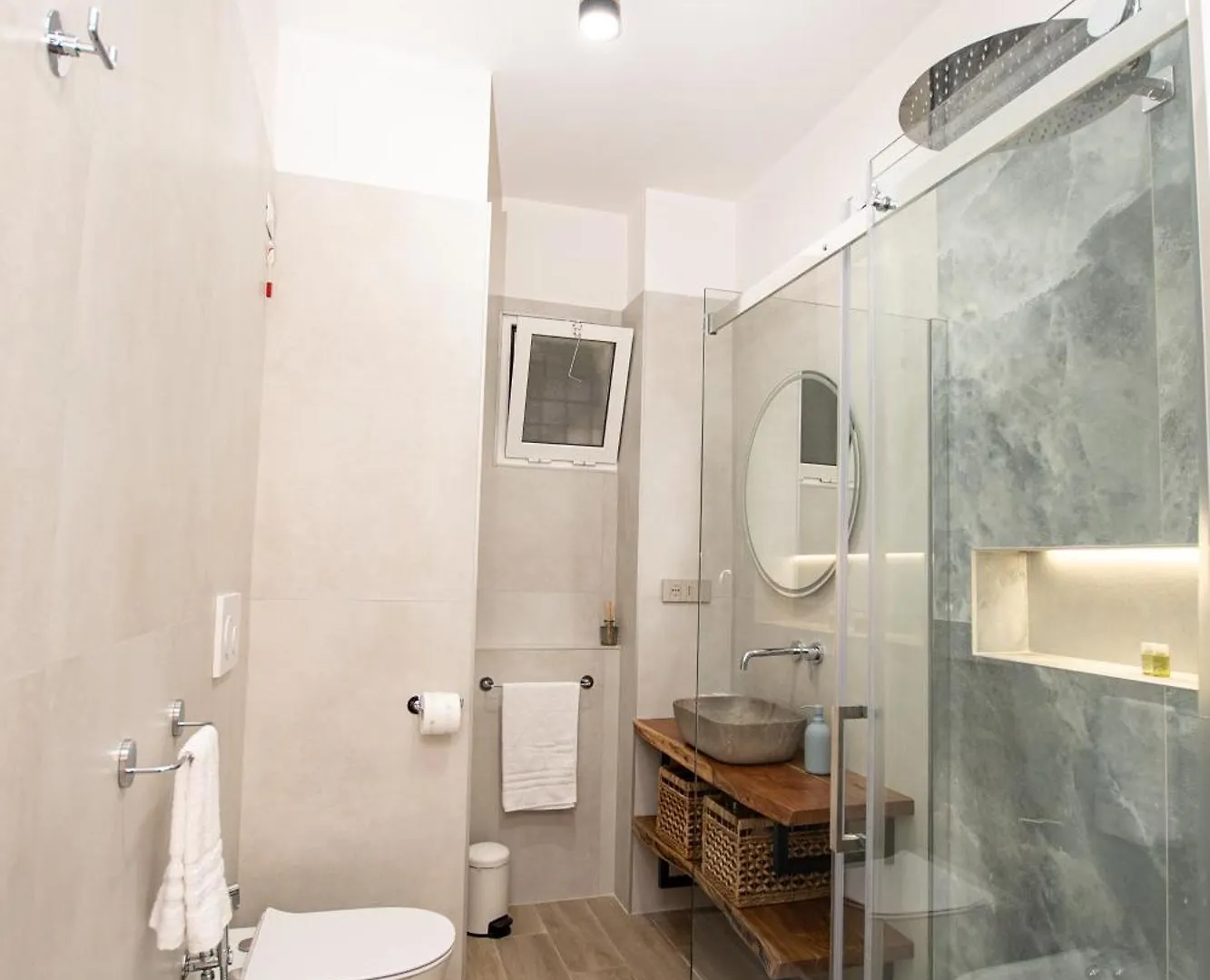 Leon Modern Apartment Near Subway - Ground Floor Rome