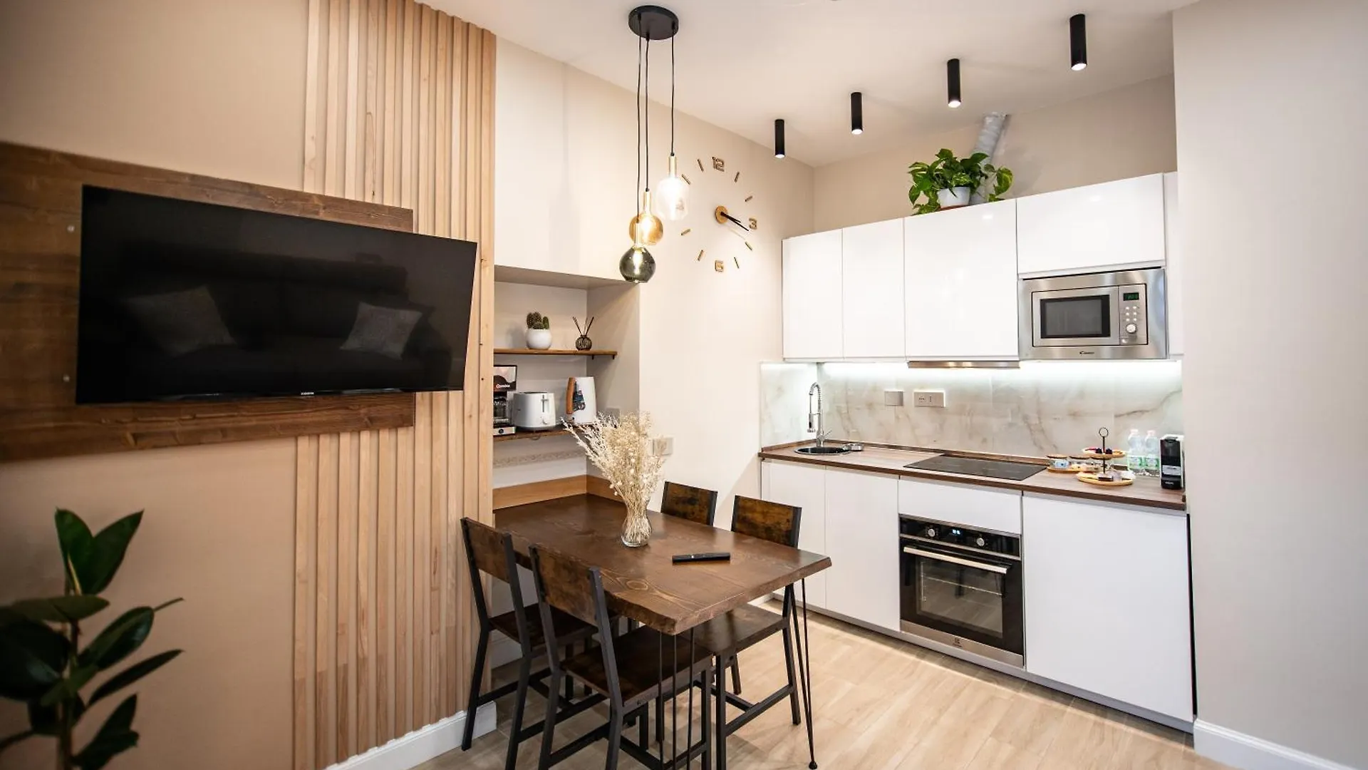 Leon Modern Apartment Near Subway - Ground Floor Rome 0*,