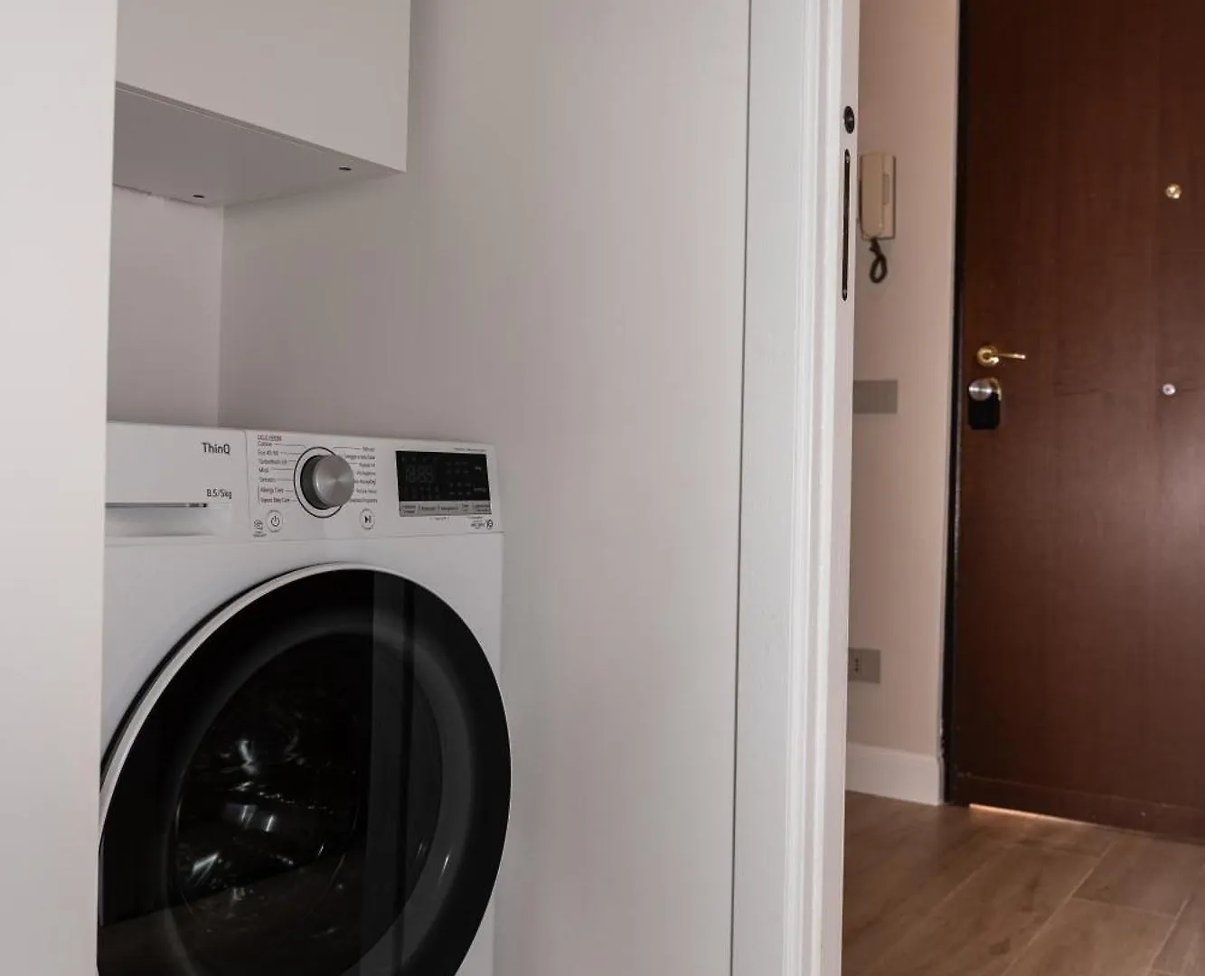 Leon Modern Apartment Near Subway - Ground Floor Rome 0*,